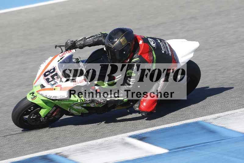 /02 29.01.-02.02.2024 Moto Center Thun Jerez/Gruppe schwarz-black/851
